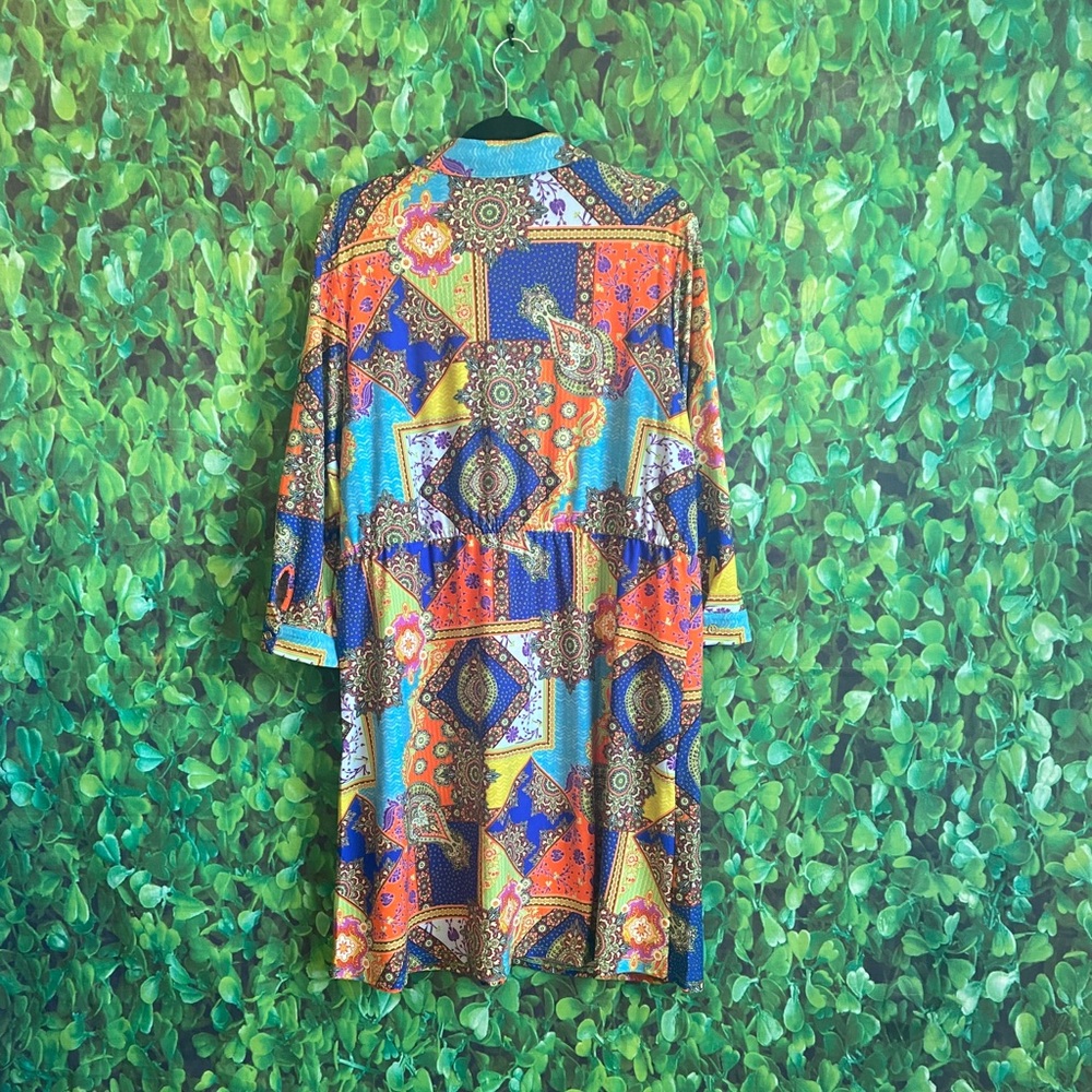 Zoey & Leelo - NWT Colorful Patterned Dress - Picture 7 of 7